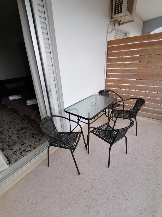Villa Teo Каламата Екстериор снимка