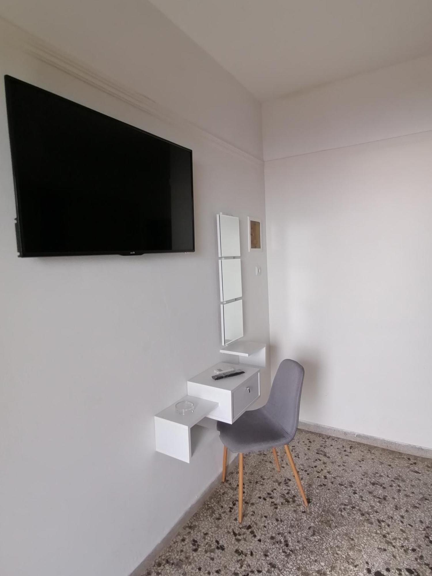 Villa Teo Каламата Екстериор снимка
