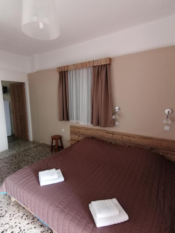 Villa Teo Каламата Екстериор снимка