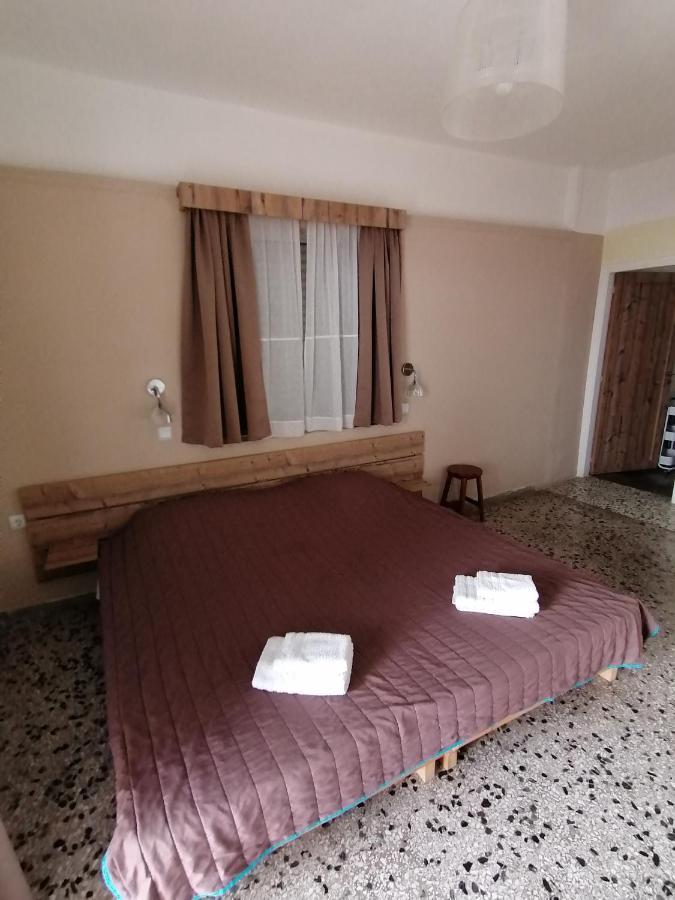 Villa Teo Каламата Екстериор снимка
