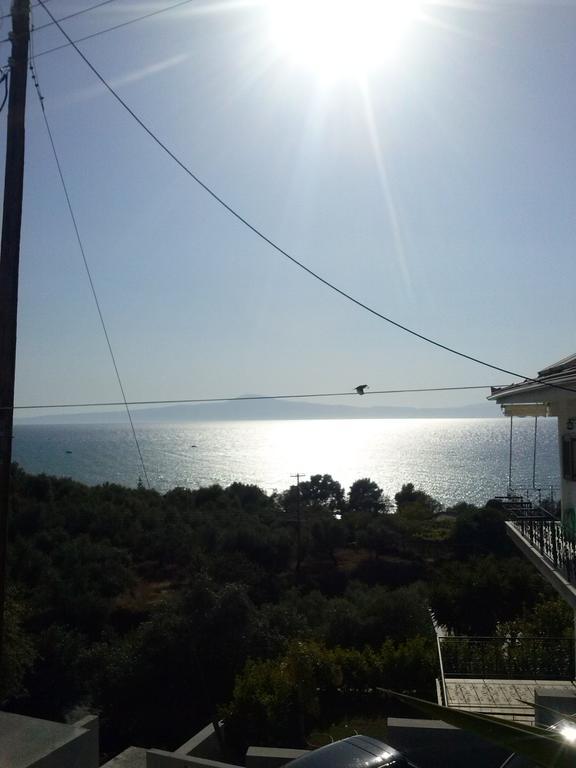 Villa Teo Каламата Екстериор снимка