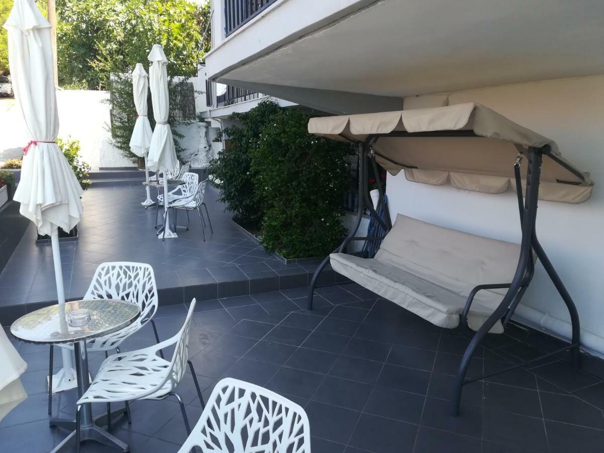 Villa Teo Каламата Екстериор снимка
