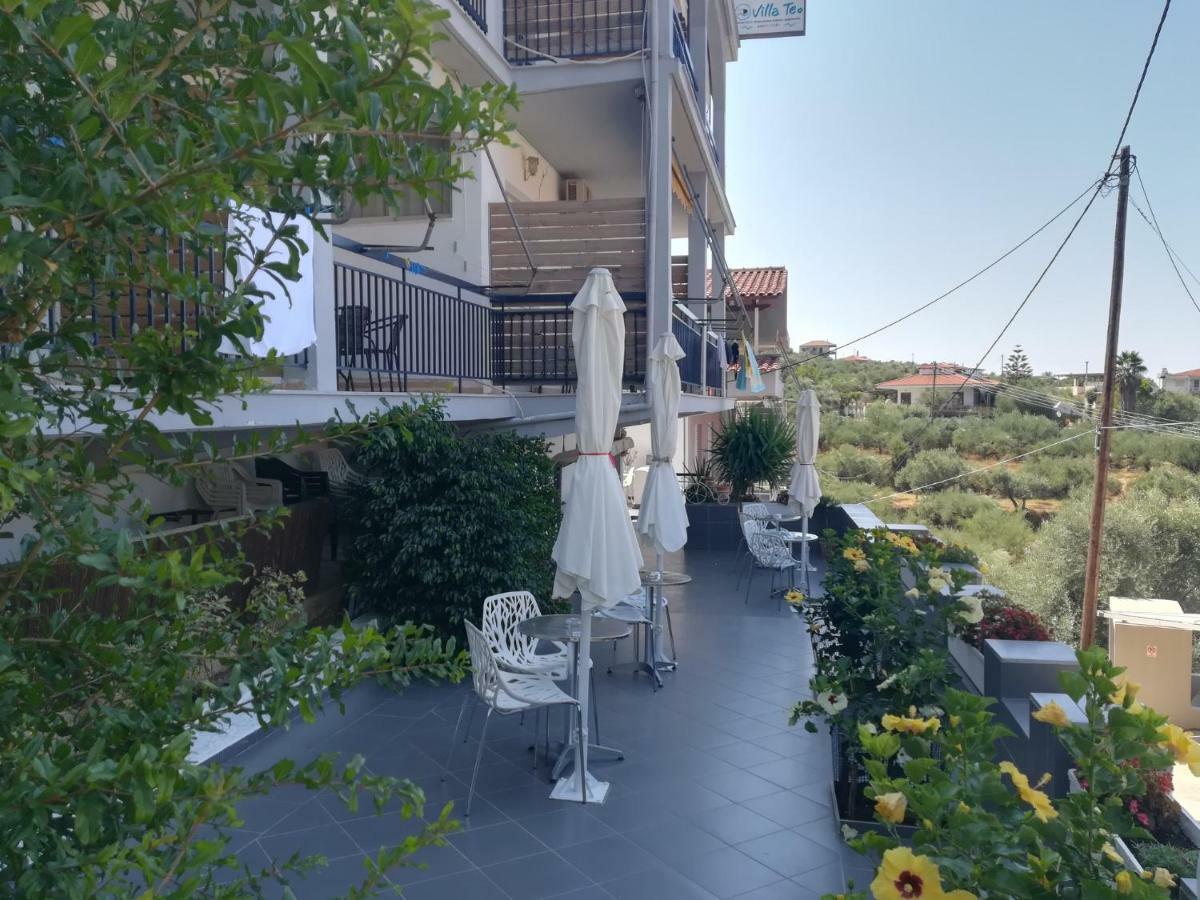 Villa Teo Каламата Екстериор снимка